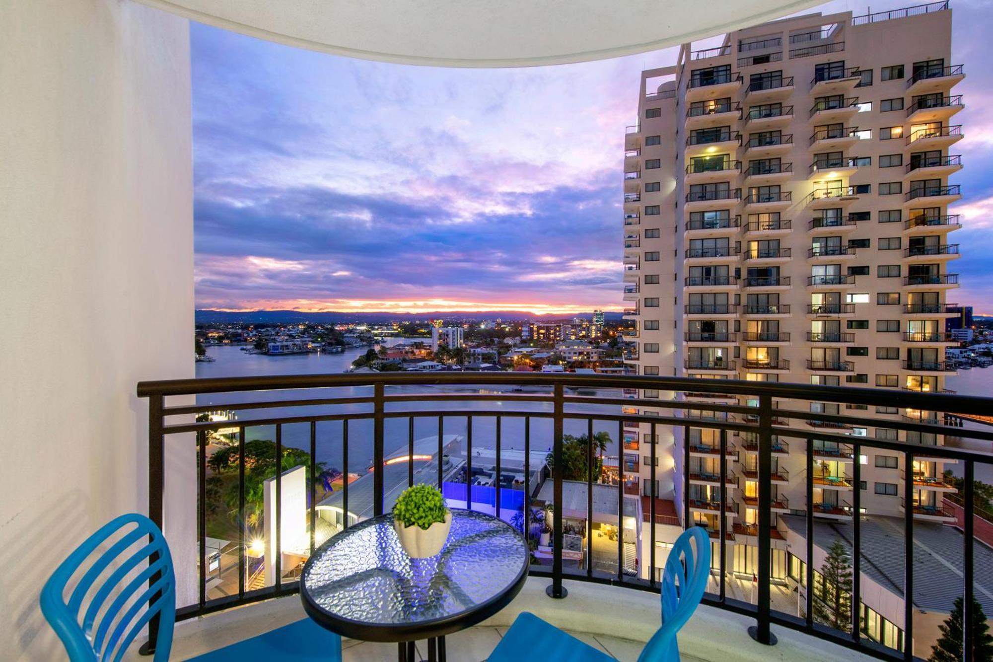 Chevron Renaissance - Self Contained & Privately Managed Apartments Gold Coast Kültér fotó